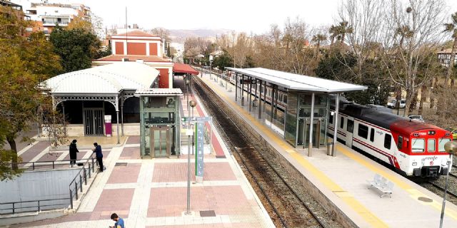 Guía viajera renueva su imagen y reúne los principales horarios de servicio público con las comarcas cercanas y destinos más frecuentes - 3, Foto 3