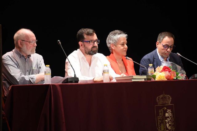 Fulgencio Caballero presenta su nueva novela Sietetiros - 1, Foto 1