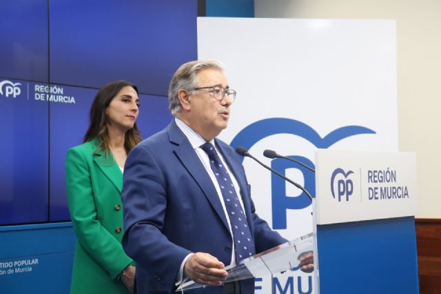 Zoido: El 9J se elige entre el modelo del PP, que defiende la sostenibilidad de la agricultura, y el del PSOE de Teresa Ribera, el de la sostenibilidad medioambiental caiga quien caiga - 2, Foto 2