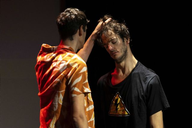 El Festival Determinantes arranca esta semana en el Teatro Circo de Murcia con el circo de Puntocero Company y con la obra de teatro ´El chispazo´ - 2, Foto 2