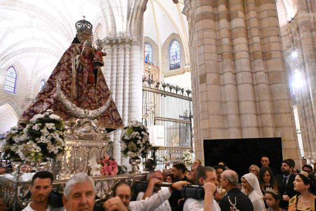 López Miras asiste a la misa en honor a la Virgen la Fuensanta - 1, Foto 1