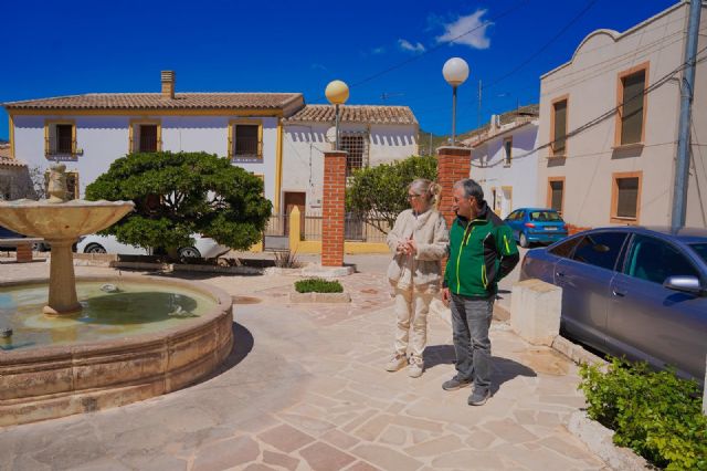 La Concejalía de Vertebración del Territorio y Lucha contra la Despoblación impulsa la renovación integral de la Plaza Juan Carlos I en Zarcilla de Ramos dentro del plan PEDIVLOR - 2, Foto 2