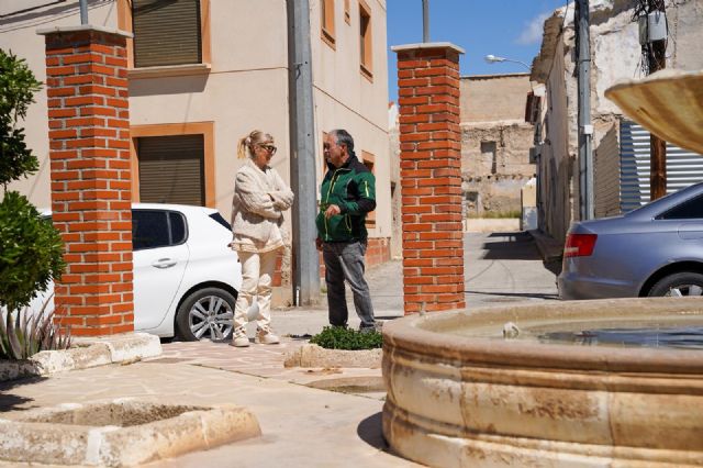 La Concejalía de Vertebración del Territorio y Lucha contra la Despoblación impulsa la renovación integral de la Plaza Juan Carlos I en Zarcilla de Ramos dentro del plan PEDIVLOR - 3, Foto 3