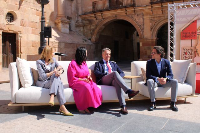El alcalde Fulgencio Gil destaca la excelencia de los productos artesanales lorquinos y yeclanos de cara a su proyección en el marco internacional - 4, Foto 4