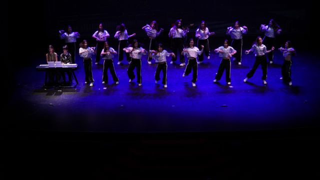 El Teatro Romea se llena de talento escolar durante la representación de las obras ganadoras en la segunda edición de 'School Talent On Stage' - 5, Foto 5
