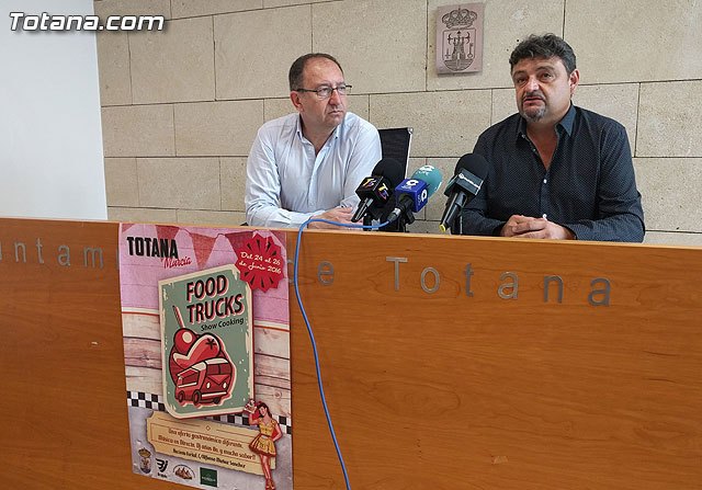 El recinto ferial de Totana acoge del 24 al 26 de junio acoge un festival de vehículos de comida callejera Food Trucks, Foto 1