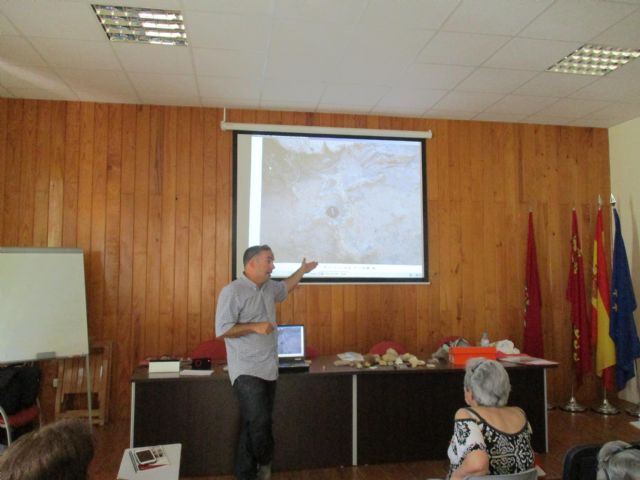 Los mayores descubren el patrimonio paleontológico de Cartagena - 2, Foto 2