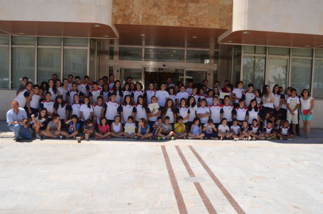 La entrega de premios de los concursos escolares clausuraron la Semana del Medio Ambiente - 1, Foto 1