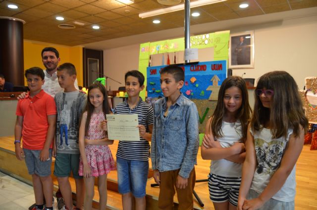 La entrega de premios de los concursos escolares clausuraron la Semana del Medio Ambiente - 2, Foto 2