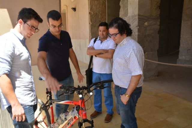 Un ciclomotor que da luz a las viviendas - 4, Foto 4