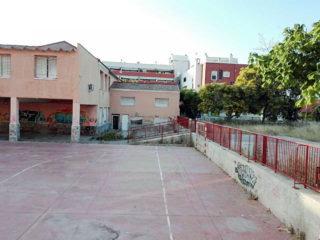 Cs vuelve a reclamar la puesta en valor del edificio Escuelas Nuevas de El Palmar y exige a Patrimonio que frene su deterioro - 2, Foto 2