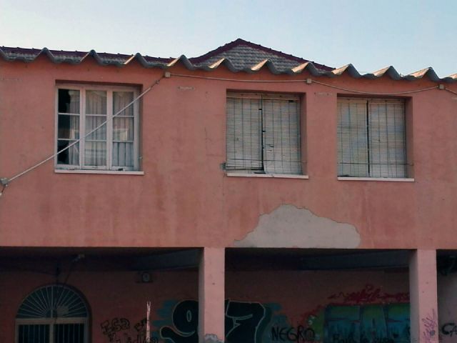Cs vuelve a reclamar la puesta en valor del edificio Escuelas Nuevas de El Palmar y exige a Patrimonio que frene su deterioro - 4, Foto 4