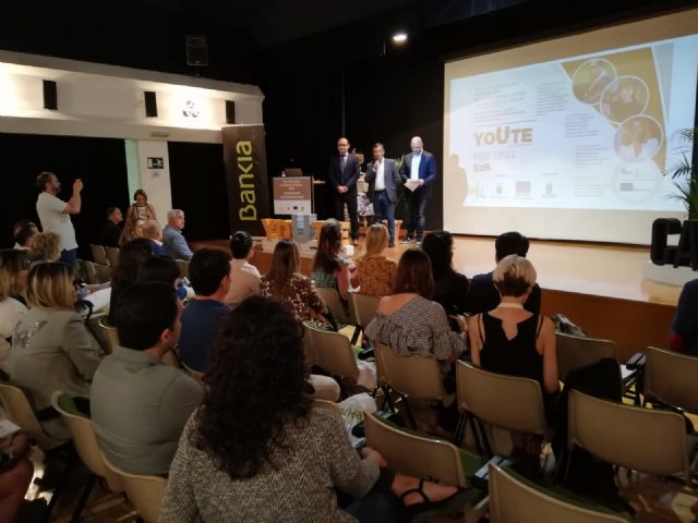 El sector de la moda, calzado y textil pasa         a ser preferente para recibir las ayudas de innovación e internacionalización - 1, Foto 1