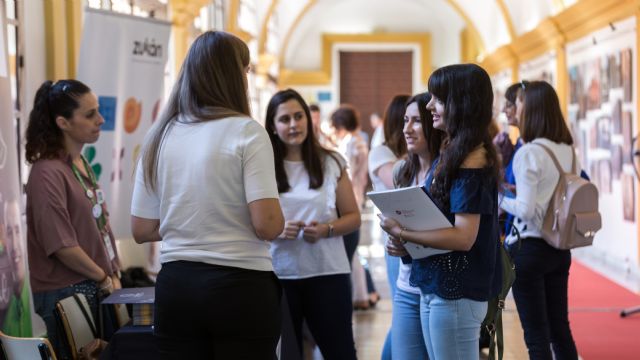Empresas de la Región buscan talento en la feria de empleo de la UCAM - 1, Foto 1