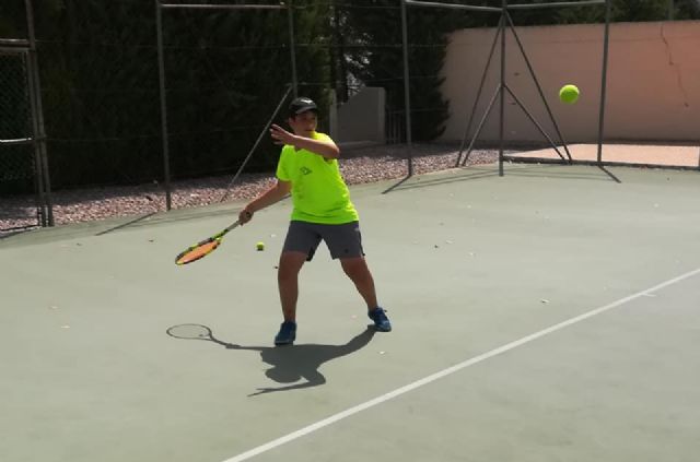 Reapertura de la Escuela de Tenis del Club de Tenis Totana, Foto 2
