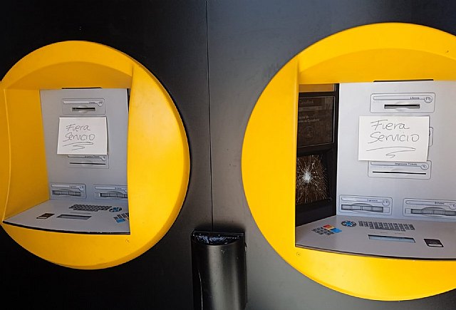 Denuncia una ola de vandalismo callejero en Las Torres de Cotillas - 1, Foto 1