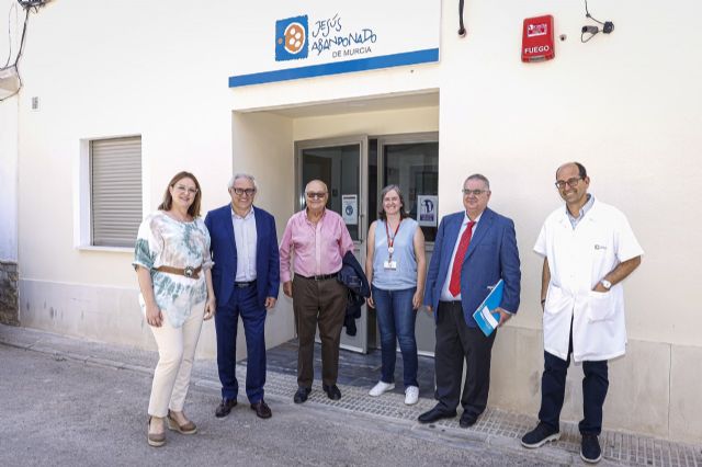 Isabel Franco visita el nuevo centro de salud mental de Jesús Abandonado - 1, Foto 1