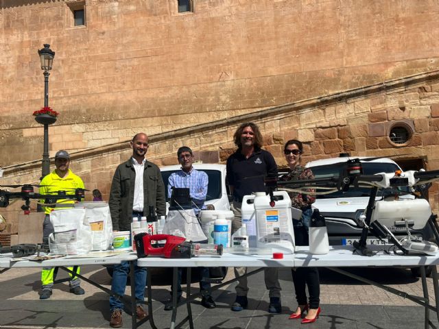 El Ayuntamiento de Lorca trabaja en el control de plagas durante todo el año e intensifica las labores con nuevos tratamientos y drones de cara al verano - 2, Foto 2