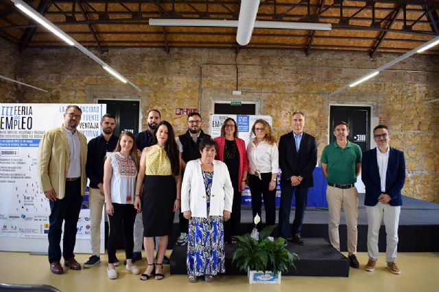 La Feria de Empleo de FAMDIF reúne a 200 personas en su tercera edición - 4, Foto 4