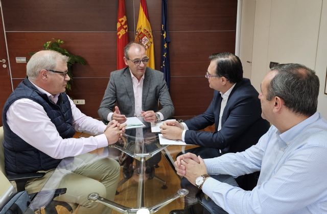 La Fundación Laboral de la Construcción presenta a la Consejería de Educación un proyecto innovador para atraer talento joven a la construcción - 1, Foto 1