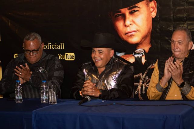 JC Rey lanzó oficialmente su producción discográfica JC Rey El Toro en un emocionante showcase - 1, Foto 1