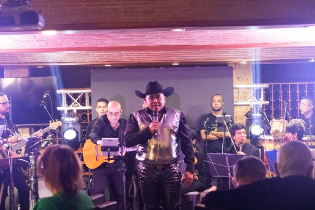 JC Rey lanzó oficialmente su producción discográfica JC Rey El Toro en un emocionante showcase - 5, Foto 5