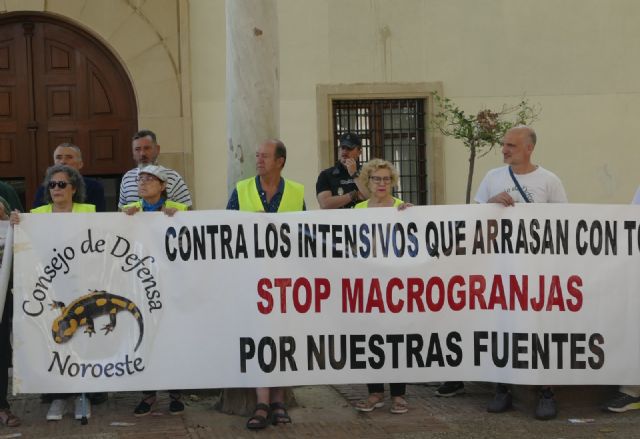 Han presentado a la CHS y a la Consejería de Agricultura un Decálogo de Medidas imperiosas para poner orden en relación a la Cuenca del Segura - 1, Foto 1