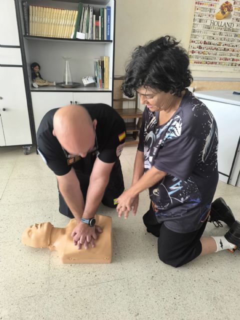 Formación en primeros auxilios para los participantes del Programa Experiencial Mejora de la escena urbana de Bullas - 2, Foto 2