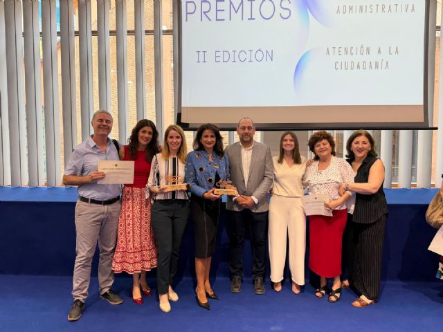 La concejalía del Mayor de Lorca recibe el tercer premio regional de Buen Gobierno por el proyecto Tecno-Mayores - 3, Foto 3