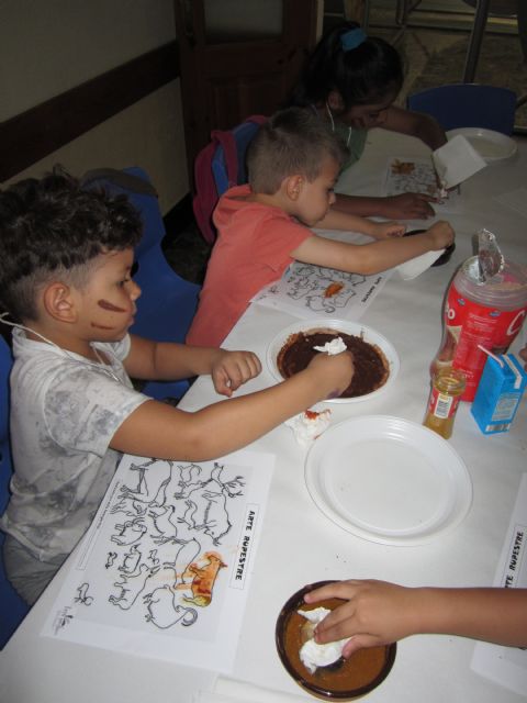 Pequeños Neanderthales invaden Torre-Pacheco - 2, Foto 2