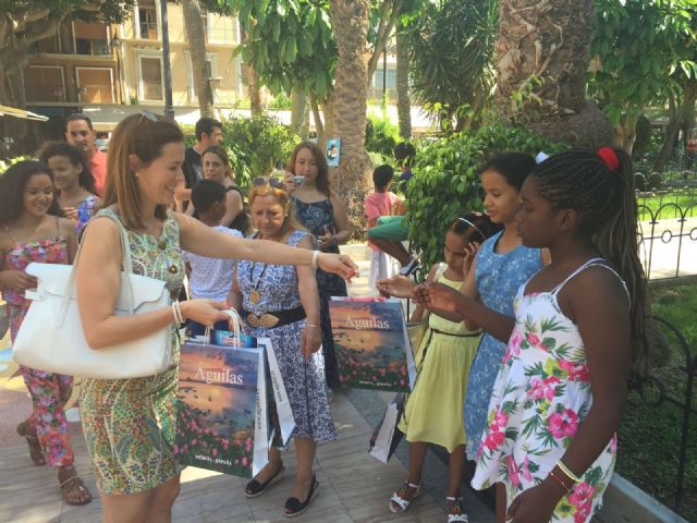 Los niños del programa Vacaciones en Paz ya disfrutan del verano en Águilas - 1, Foto 1