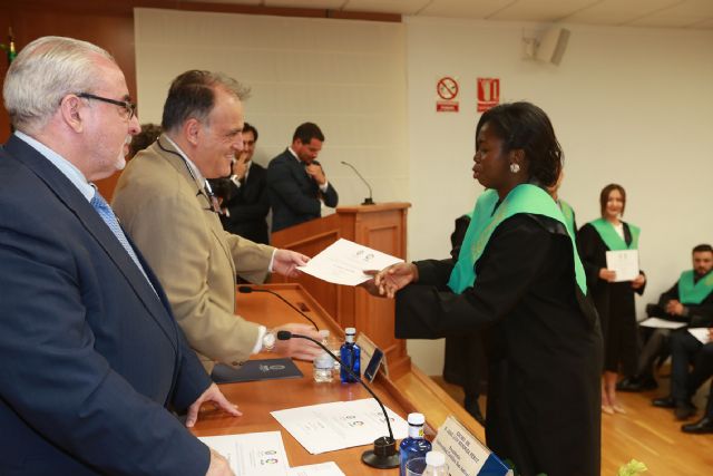 Alumnos de una veintena de países se gradúan en los másteres de dirección y gestión deportiva de la UCAM - 1, Foto 1