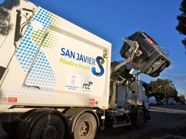 El servicio de recogida de basura se refuerza en verano con cuatro rutas más en La Manga y Santiago de la Ribera - 2, Foto 2