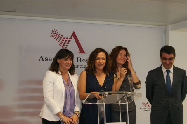 El PSOE quiere que la Ley de gratuidad de libros de texto salga con el máximo consenso y que sea una ley de todos, con todos y para todos - 2, Foto 2