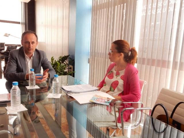 La Comunidad y el Ayuntamiento de Cartagena trabajarán para aumentar el gasto de los cruceristas en la ciudad - 1, Foto 1