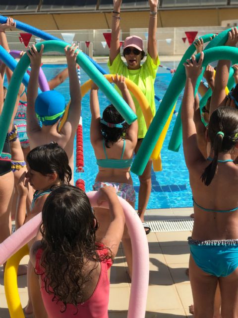 Los cursos de natación en las piscinas municipales del municipio superan los 600 participantes - 3, Foto 3