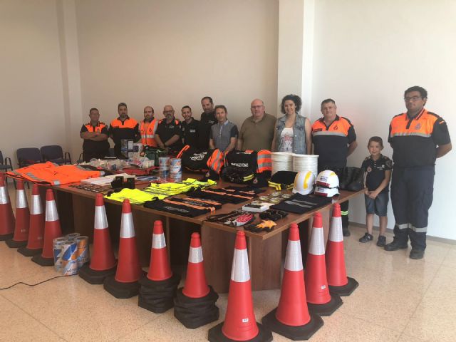 Protección Civil hace entrega al Alcalde del Resumen Anual de Actividades y Servicios 2017 - 4, Foto 4