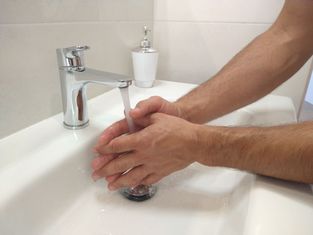 El Ayuntamiento bonifica un trimestre del primer tramo del recibo del agua a todas las viviendas de la localidad - 1, Foto 1