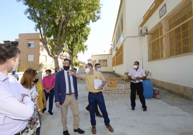 Las obras de mejora en los colegios murcianos inician la cuenta atrás para su reapertura en septiembre - 3, Foto 3