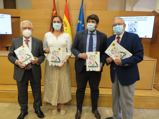 Alberto Castillo destaca la labor esencial de los medios de comunicación durante la crisis sanitaria en la presentación del anuario del Colegio de Periodistas - 4, Foto 4