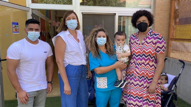 Un centenar de niños y niñas disfrutan y aprenden en la escuela de verano de la Red Municipal de Guarderías de Puerto Lumbreras - 4, Foto 4