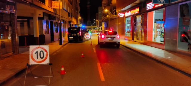 La Policía Local de Lorca inicia una campaña de tráfico para controlar las emisiones sonoras y la contaminación acústica - 1, Foto 1