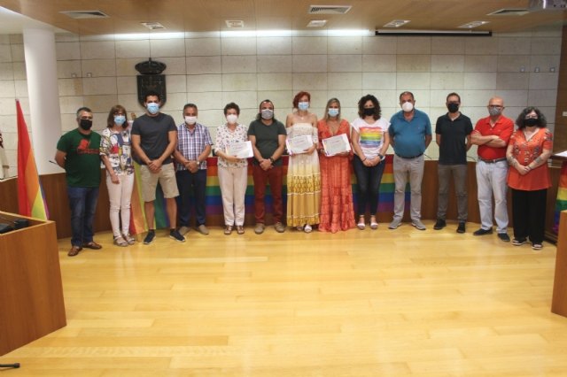 Entregan los galardones del II Concurso Literario LGTBI de Microrrelatos y Poesía, al que se han presentado 196 trabajos entre ambas modalidades, Foto 1
