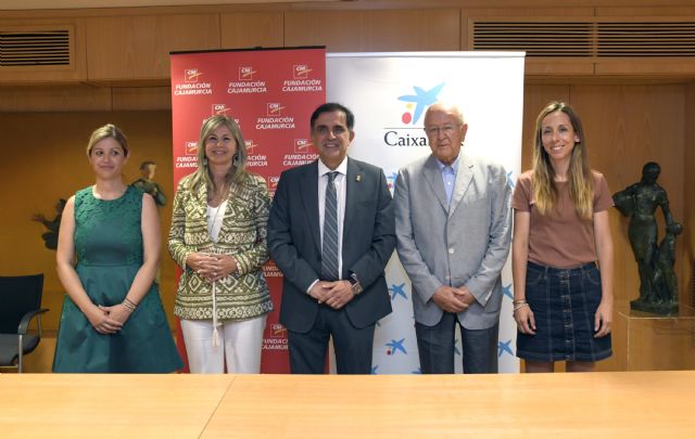 El Ayuntamiento y Fundación CajaMurcia y CaixaBank colaboran para digitalizar los 75 Centros Sociales de Mayores de Murcia - 2, Foto 2