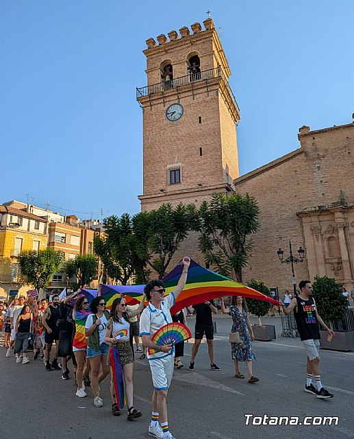 Totana hace historia: el primer Orgullo LGTBIAQ+ desborda las calles como respuesta masiva al “Pacto de la Vergüenza”, Foto 3