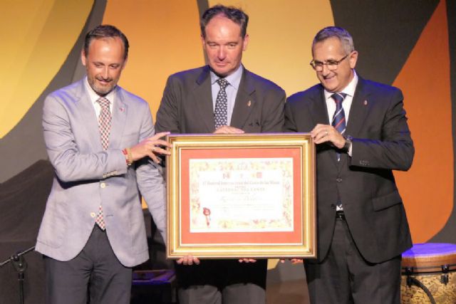 Entregan el premio Catedral del Cante al embajador de Bélgica en España - 2, Foto 2