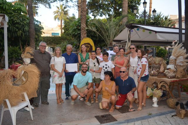 Los artesanos esparteros exhiben en la plaza de España una muestra de sus trabajos - 5, Foto 5