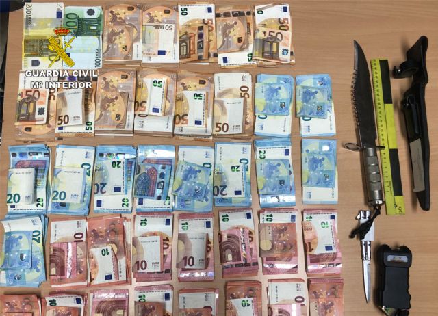 La Guardia Civil destapa el tráfico de drogas en una asociación cannábica de Torre Pacheco - 2, Foto 2