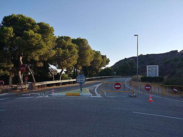 Aunque Totana continúa esta semana en Fase 1, se van a retirar las vallas colocadas en La Santa - 1, Foto 1