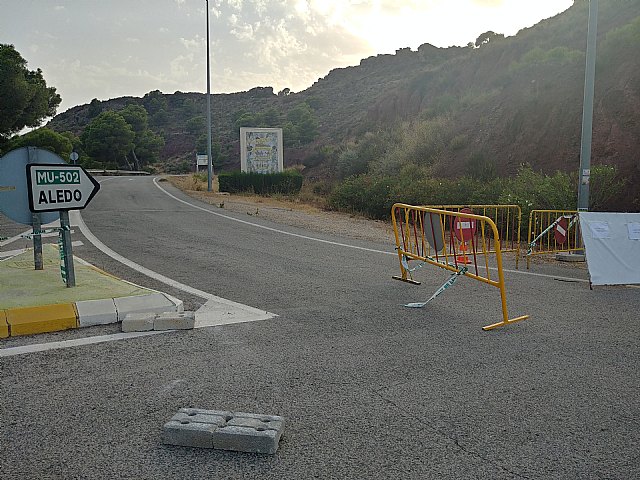 Aunque Totana continúa esta semana en Fase 1, se van a retirar las vallas colocadas en La Santa - 2, Foto 2